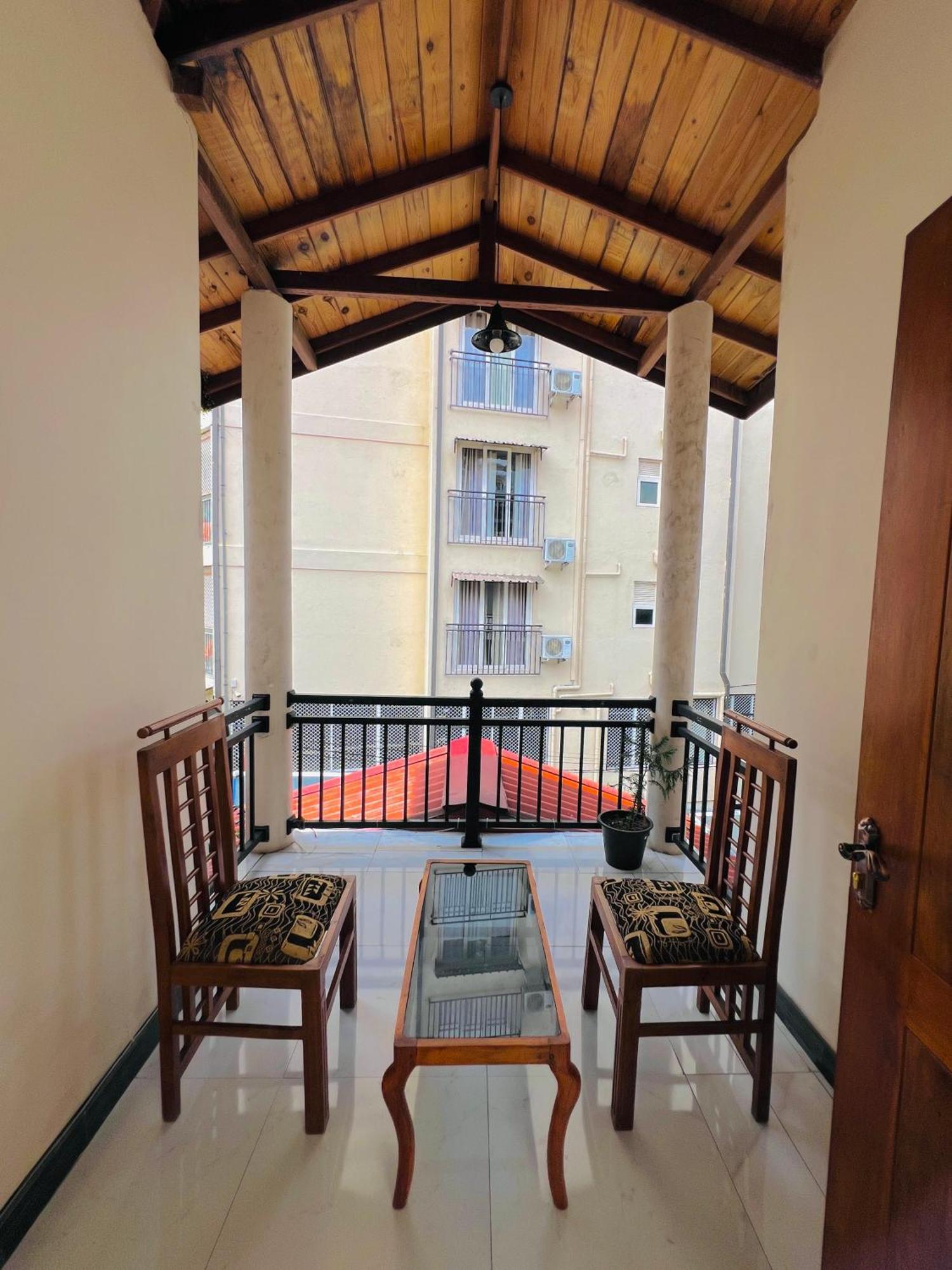 Malwaththa Mount Villa Канди Екстериор снимка